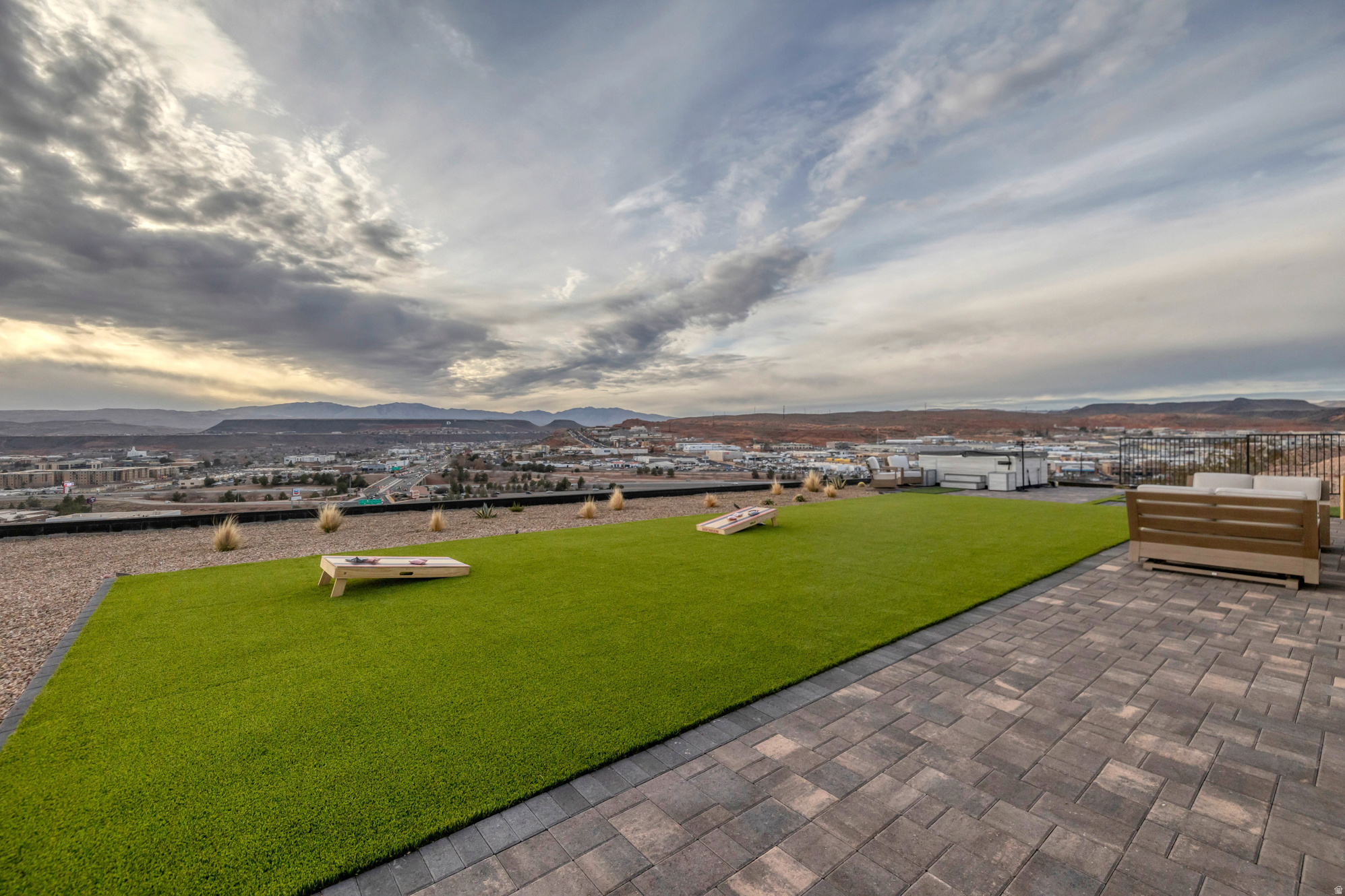 EAST RIDGE 1 - Residential