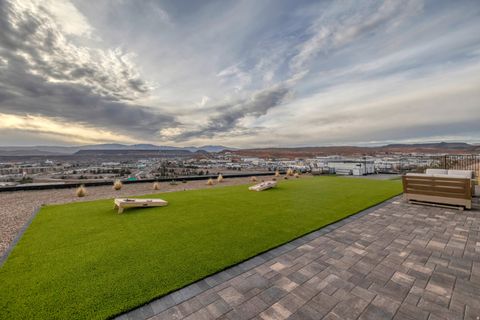 Tiny photo for 149 N EASTRIDGE DR, Saint George, UT 84790 (MLS # 2136401)