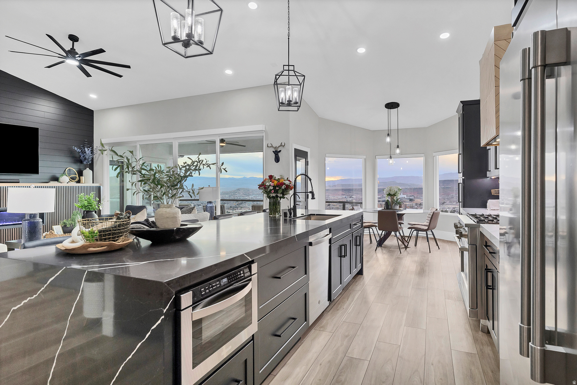 EAST RIDGE 1 - Residential