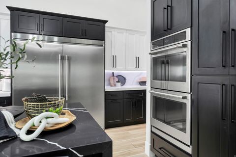 Tiny photo for 149 N EASTRIDGE DR, Saint George, UT 84790 (MLS # 2136401)