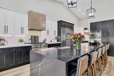 Tiny photo for 149 N EASTRIDGE DR, Saint George, UT 84790 (MLS # 2136401)