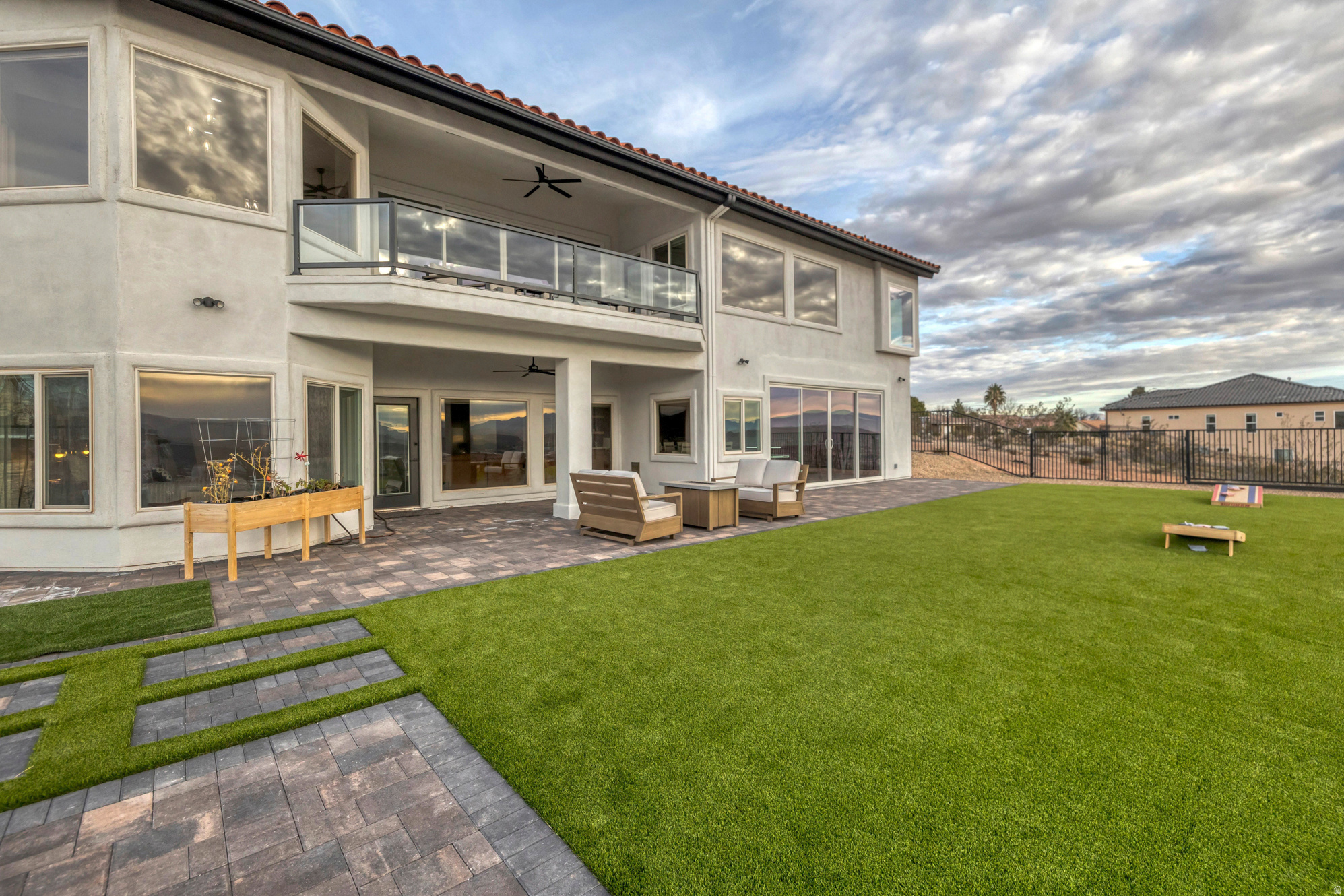 EAST RIDGE 1 - Residential