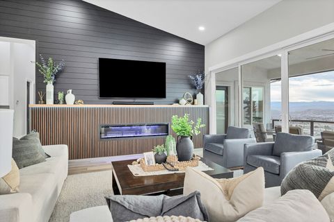 Tiny photo for 149 N EASTRIDGE DR, Saint George, UT 84790 (MLS # 2136401)