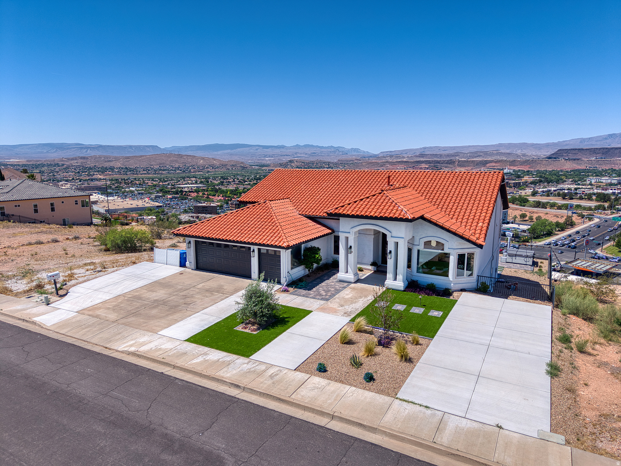 EAST RIDGE 1 - Residential