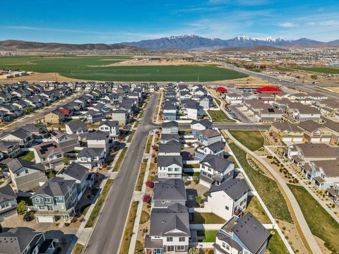 Tiny photo for 156 E POLARIS DR, Saratoga Springs, UT 84045 (MLS # 2148734)