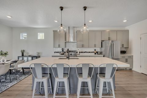 Tiny photo for 156 E POLARIS DR, Saratoga Springs, UT 84045 (MLS # 2148734)