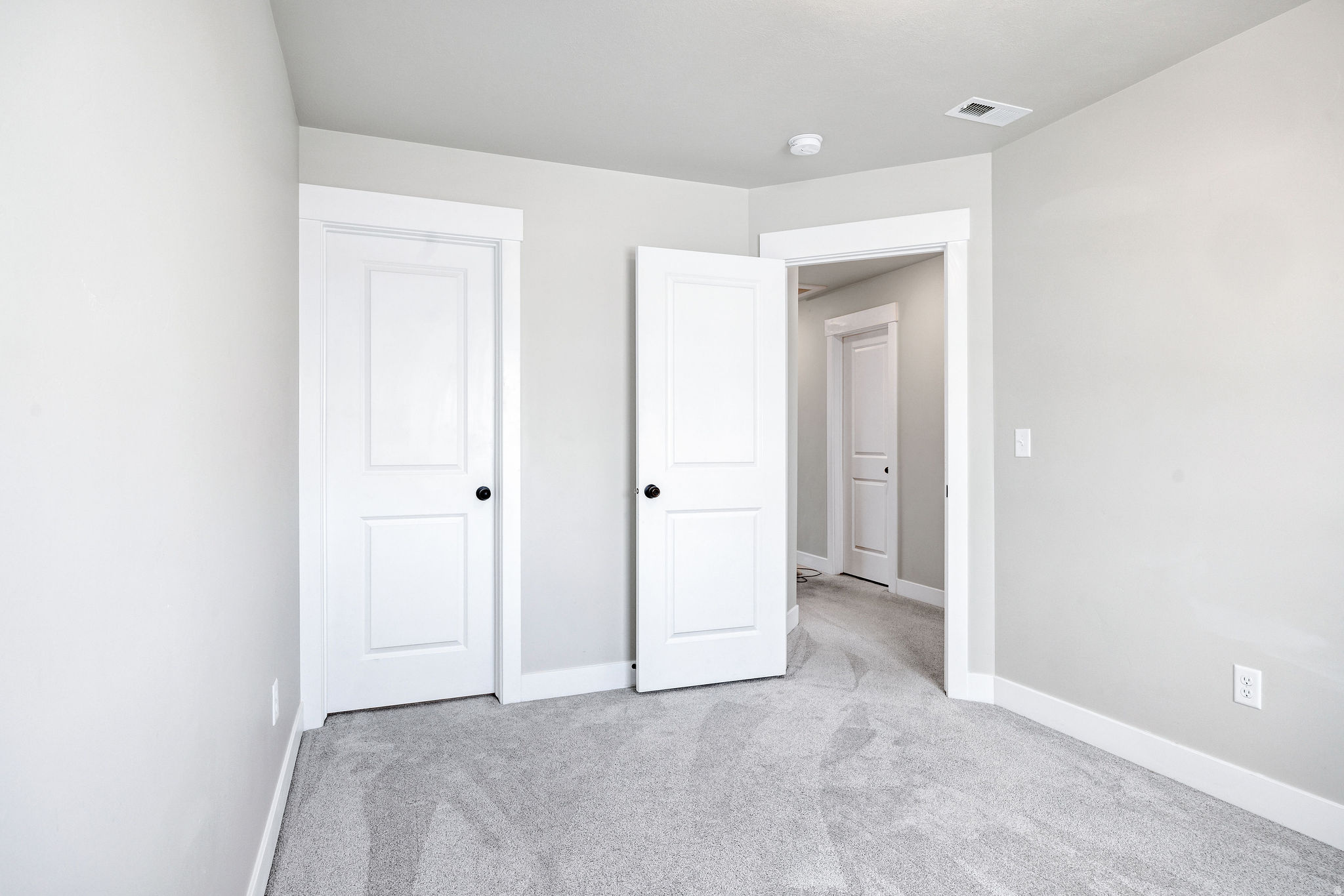 MEADOWBROOKE - Residential