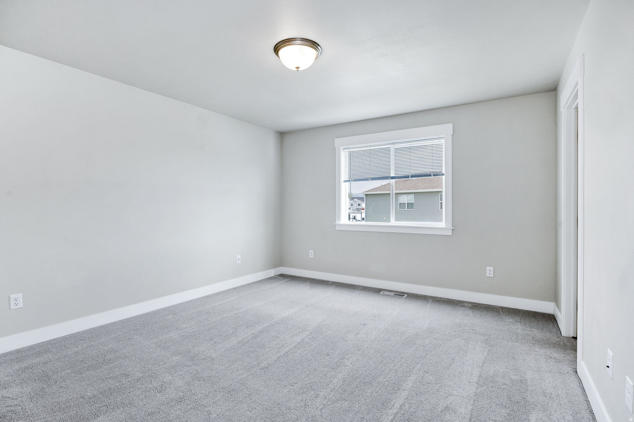 MEADOWBROOKE - Residential