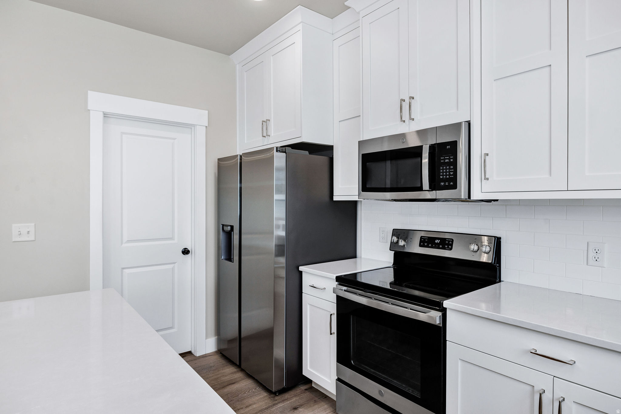 MEADOWBROOKE - Residential