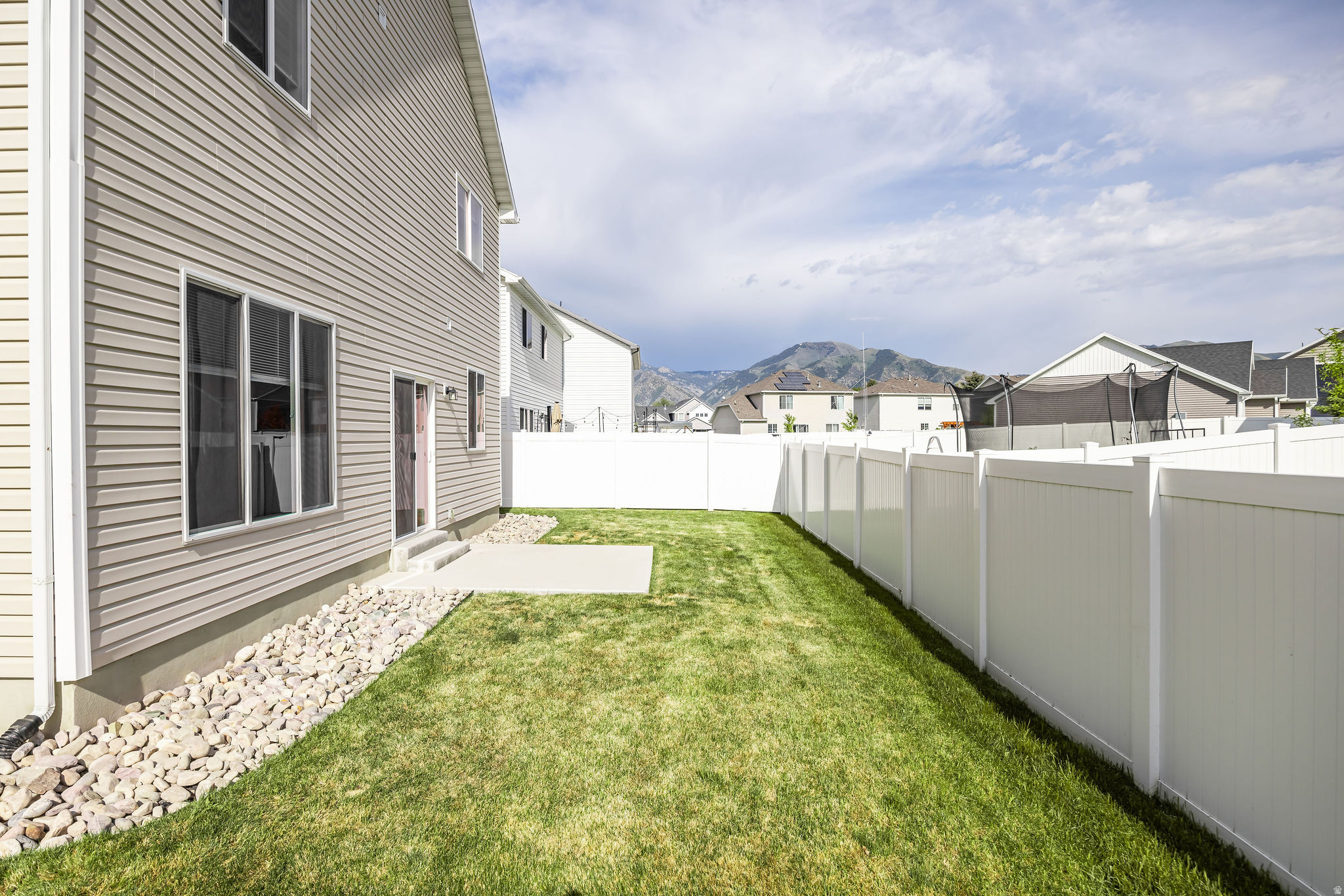 MEADOWBROOKE - Residential