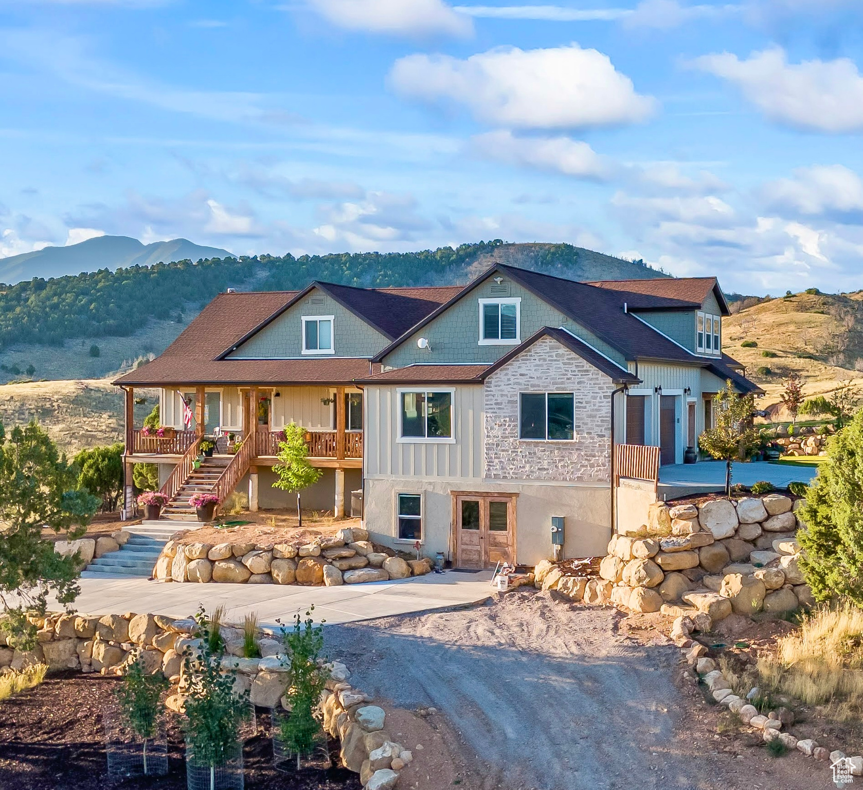 EAGLES LANDING - Residential