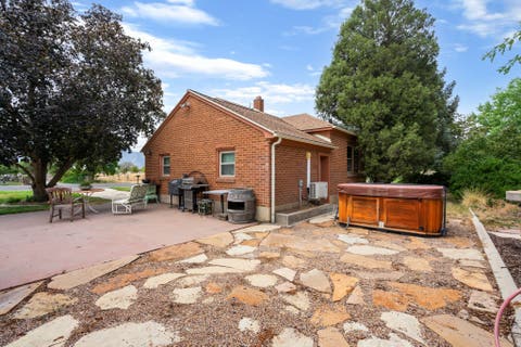 Tiny photo for 615 E MAPLE ST, Mapleton, UT 84664 (MLS # 2175646)
