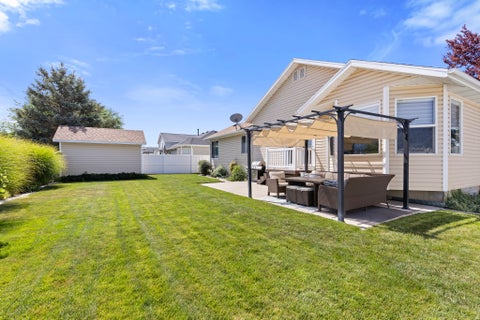 Tiny photo for 1295 BRIDGEVIEW DR, Layton, UT 84041 (MLS # 2173210)