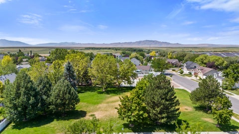 Tiny photo for 1295 BRIDGEVIEW DR, Layton, UT 84041 (MLS # 2173210)