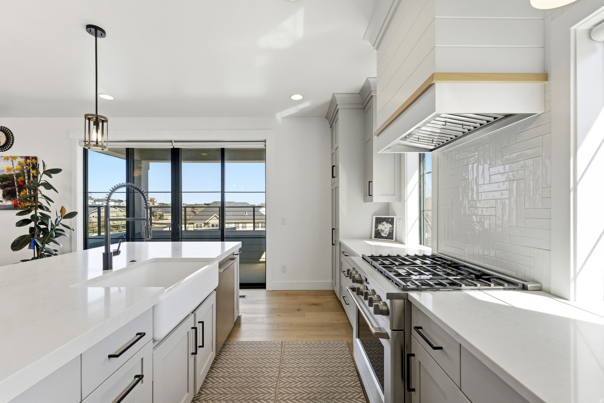 STERLING RIVER - Residential