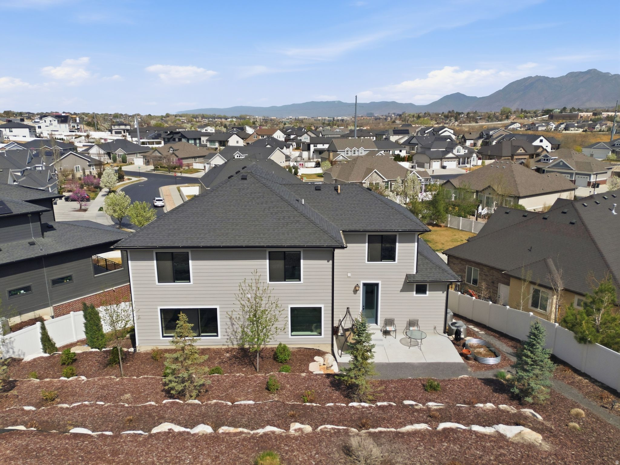 STERLING RIVER - Residential