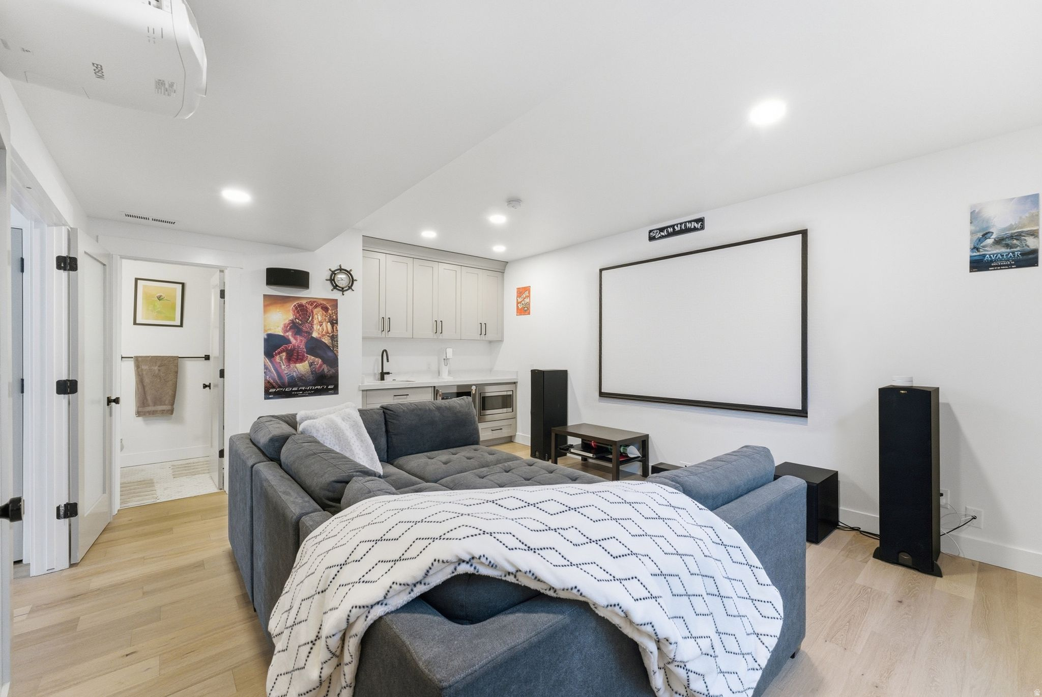 STERLING RIVER - Residential