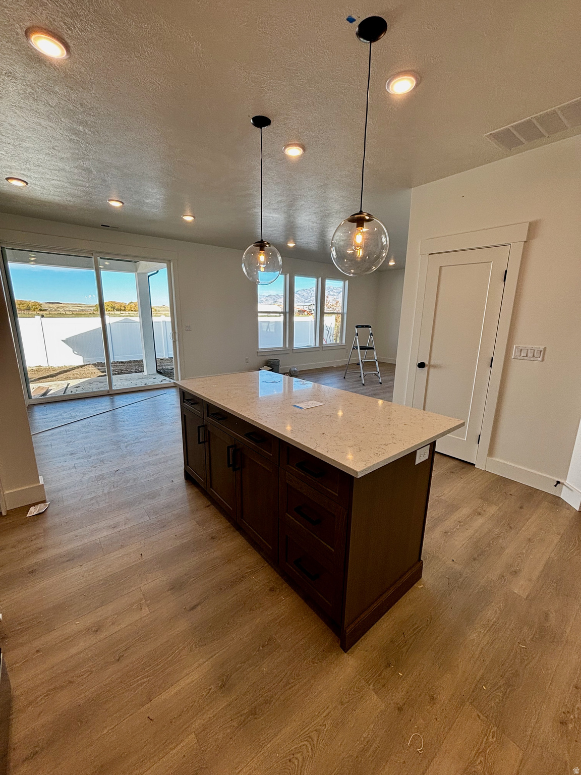 1585 W SILVER CANOE WAY