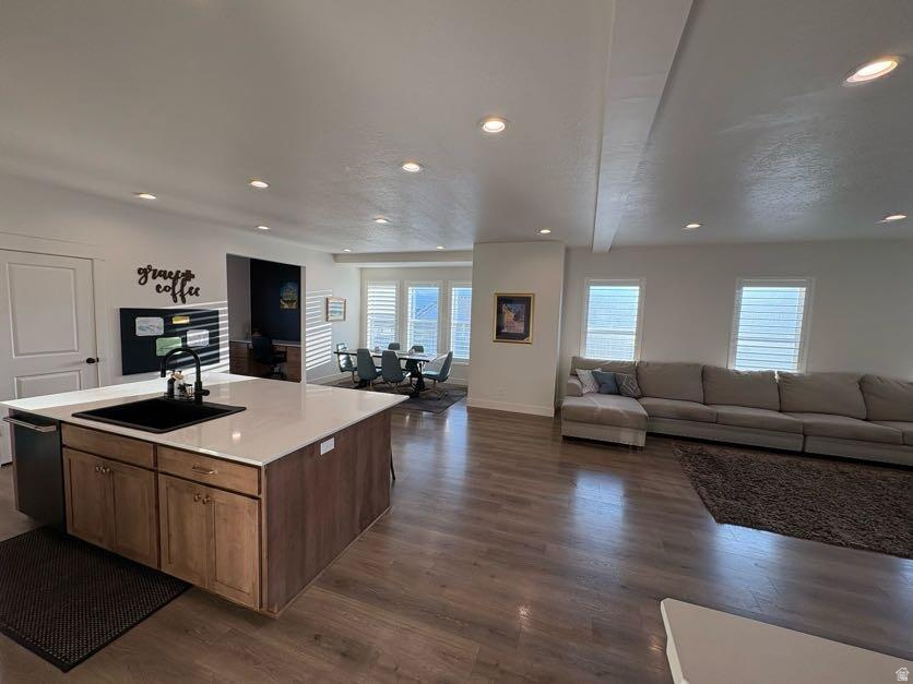 KENNECOTT - Residential