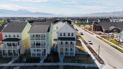 Photo of 5163 W ARISTA WAY, South Jordan, UT 84009 (MLS # 2137249)