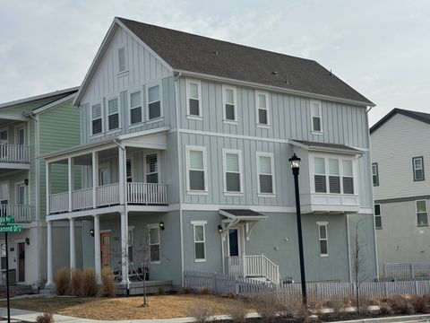 Photo of 5163 W ARISTA WAY, South Jordan, UT 84009 (MLS # 2137249)