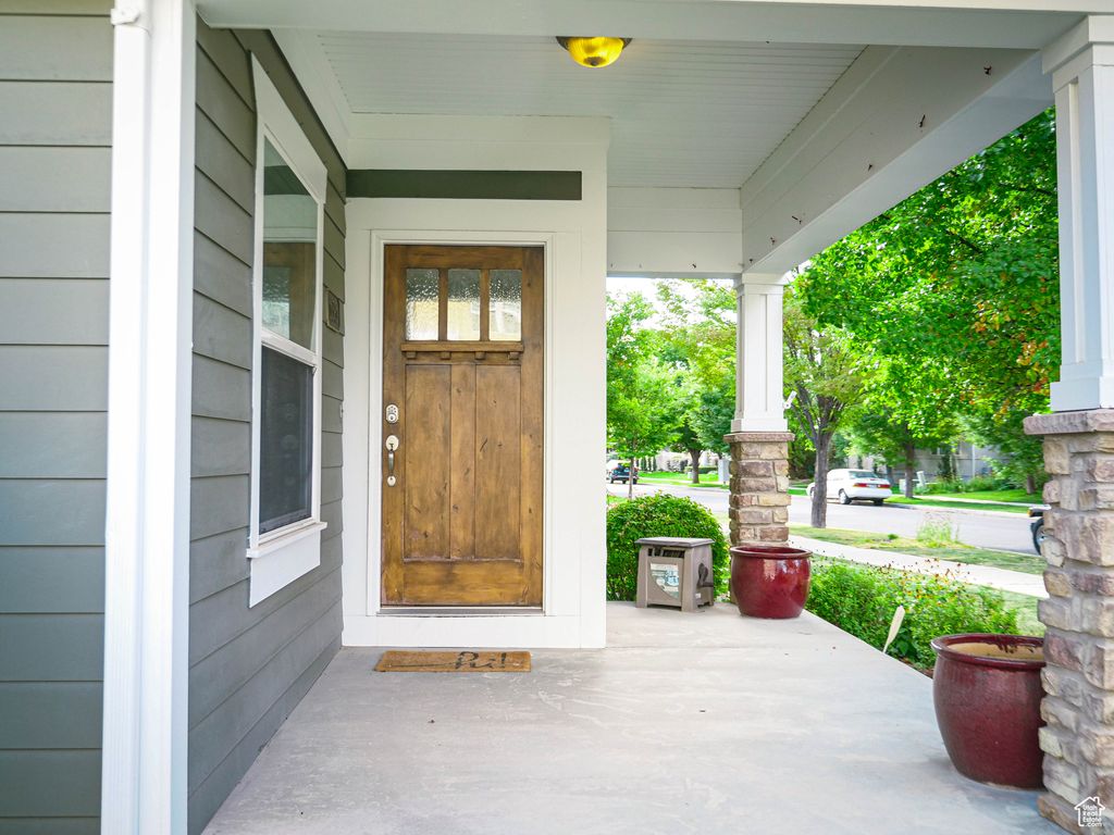 Photo of 11381 S SKYLUX AVE W, South Jordan, UT 84095 (MLS # 2115258)