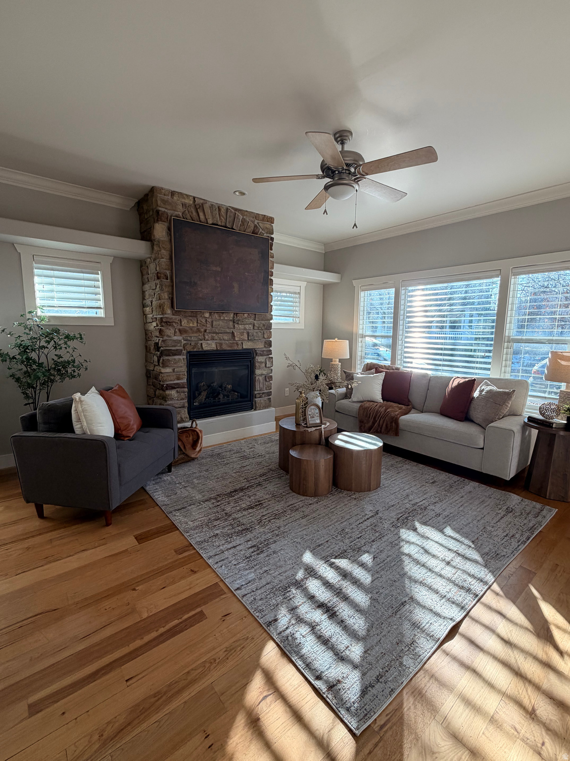 DAYBREAK - Residential