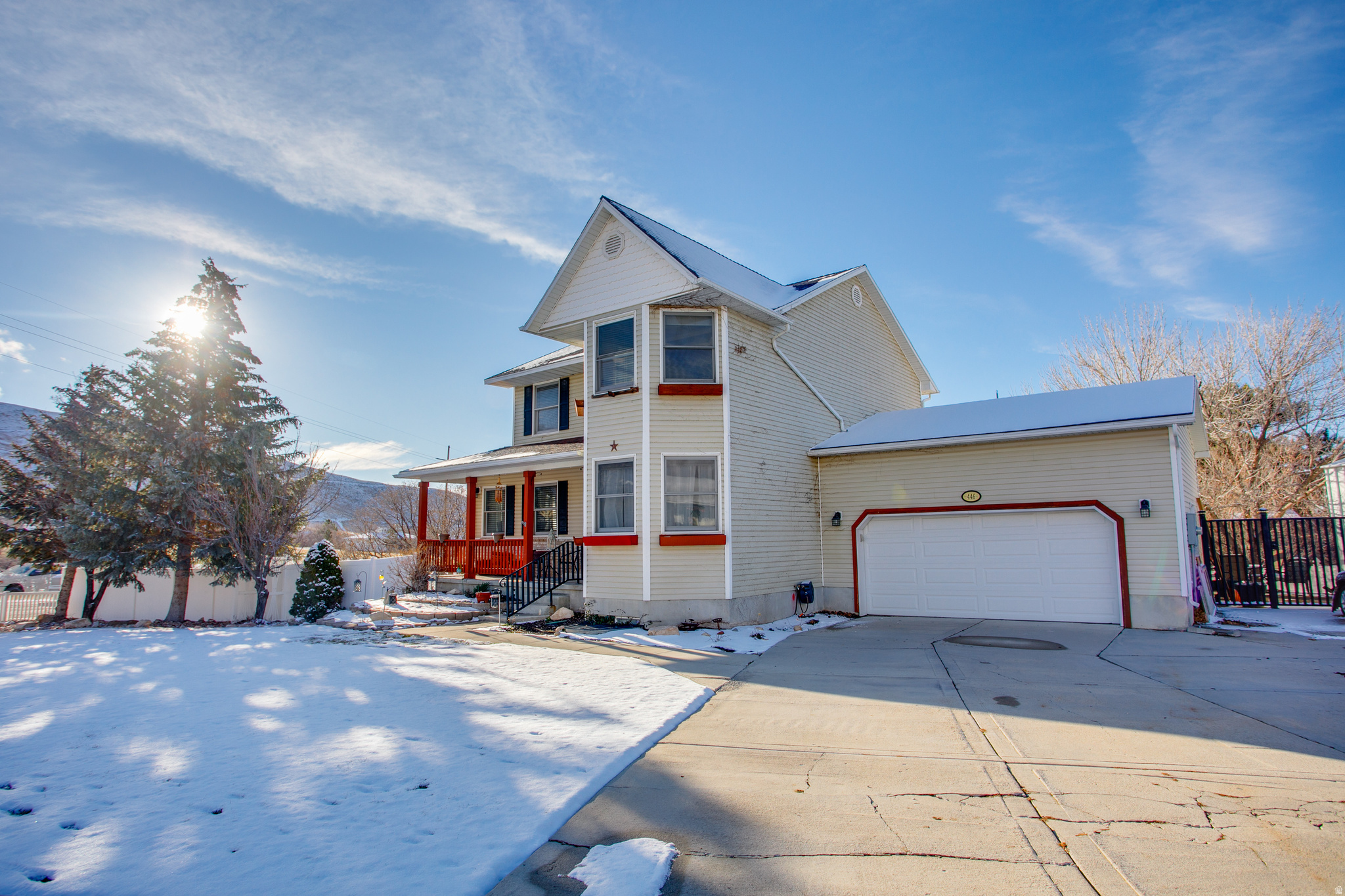 UPLAND TERRACE - Residential