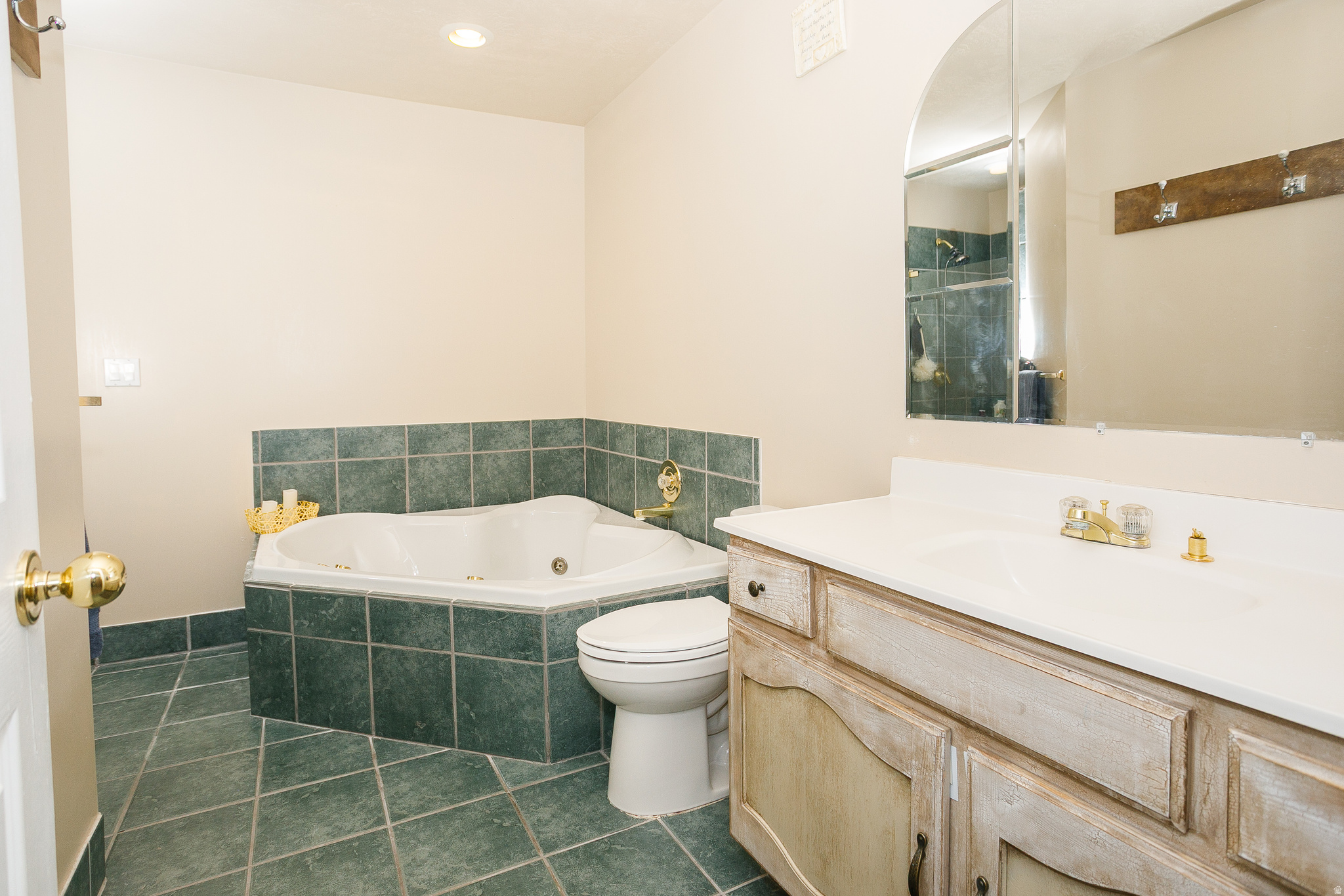 UPLAND TERRACE - Residential