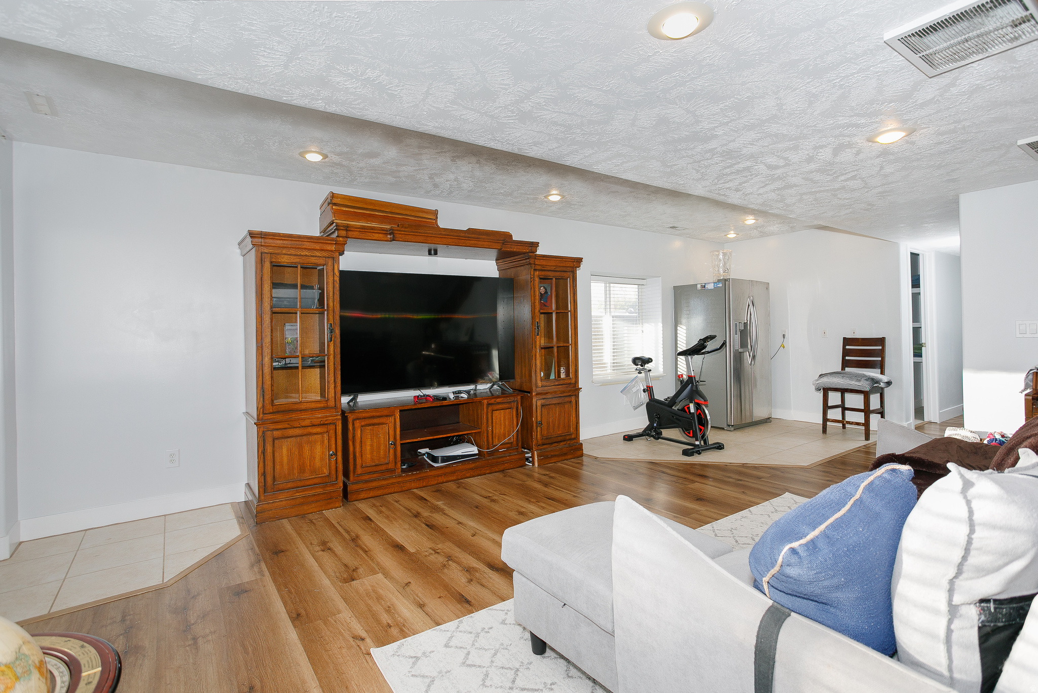 UPLAND TERRACE - Residential