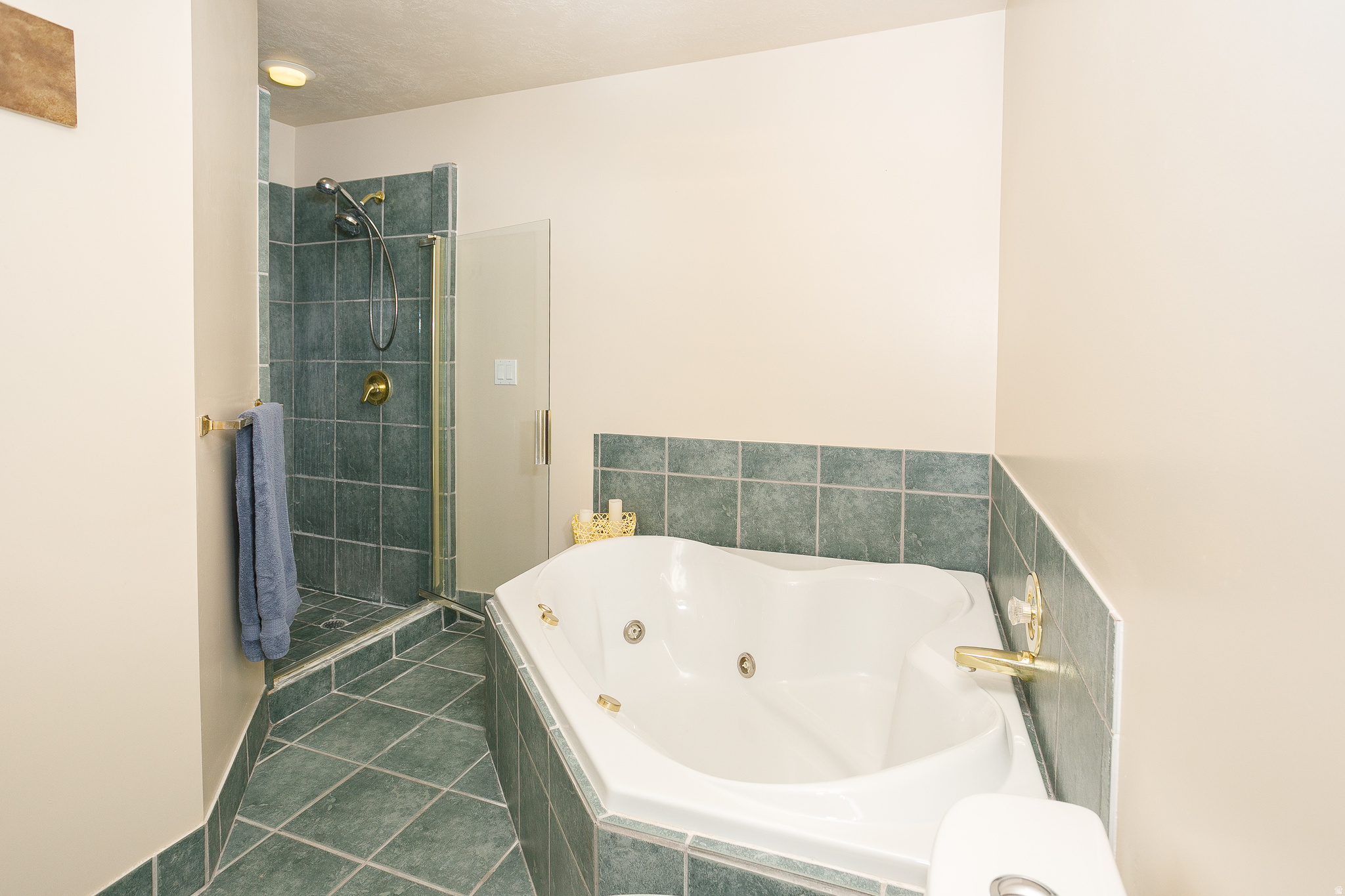 UPLAND TERRACE - Residential