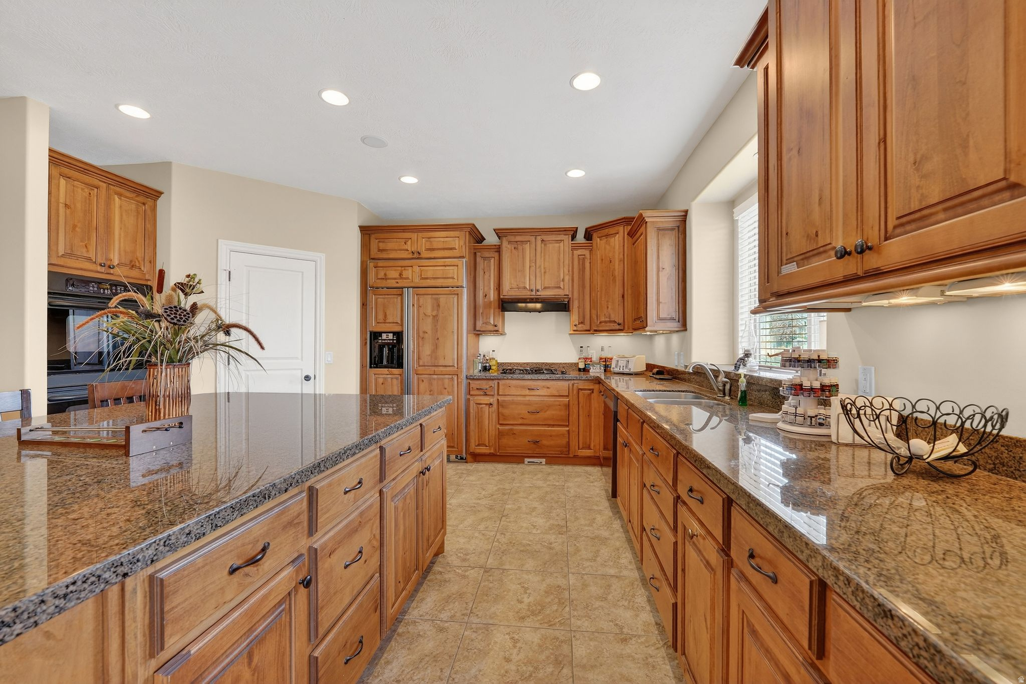 HUNTERS GROVE - Residential