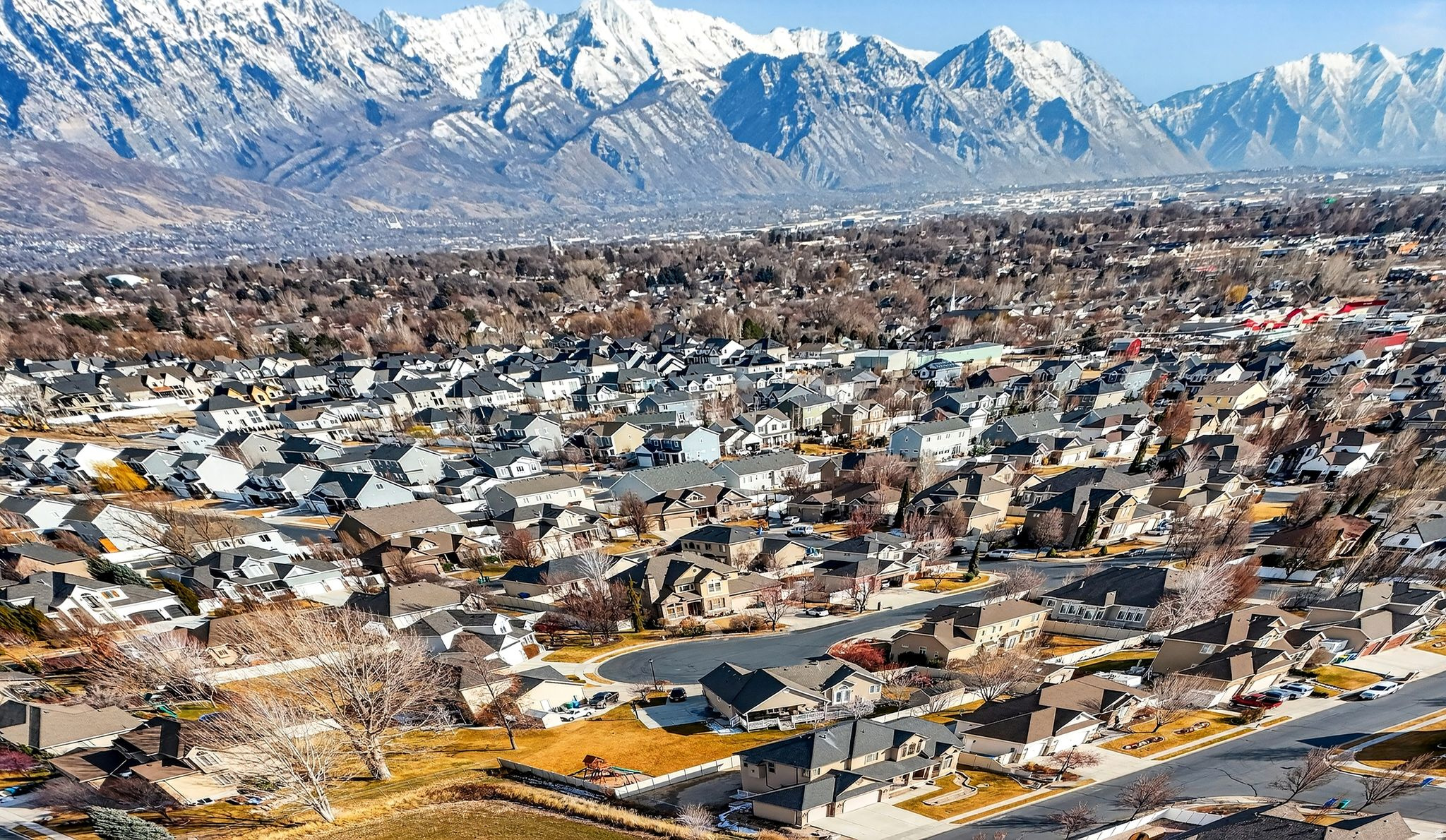 HUNTERS GROVE - Residential