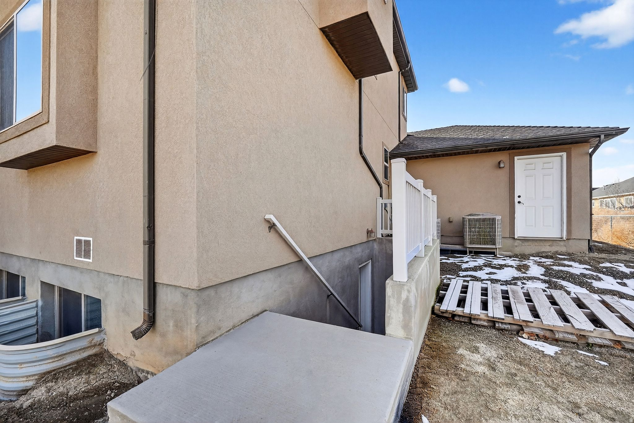 HUNTERS GROVE - Residential