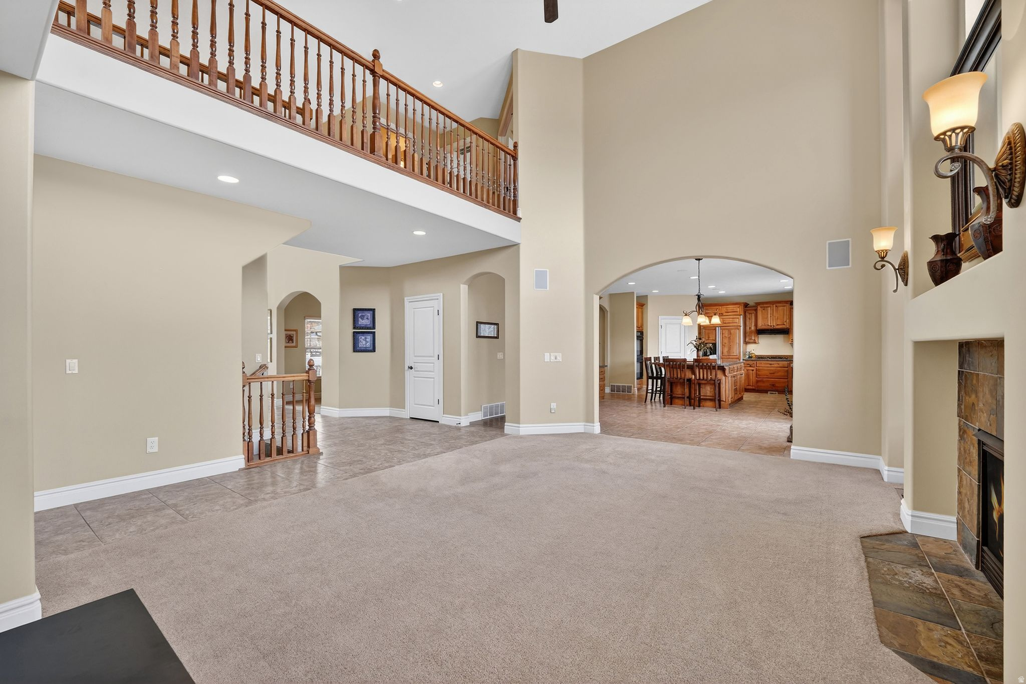 HUNTERS GROVE - Residential