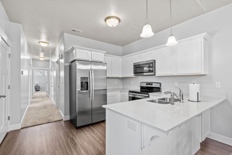 Tiny photo for 1776 W NEWCASTLE LN S #301, Saratoga Springs, UT 84045 (MLS # 2136437)