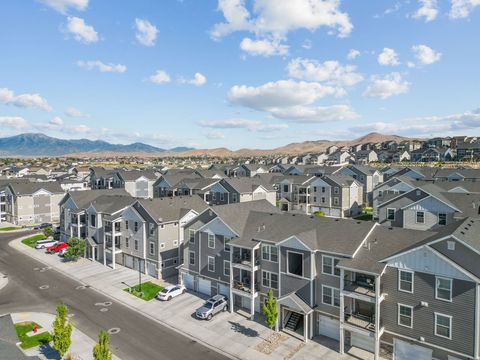 Tiny photo for 1776 W NEWCASTLE LN S #301, Saratoga Springs, UT 84045 (MLS # 2136437)