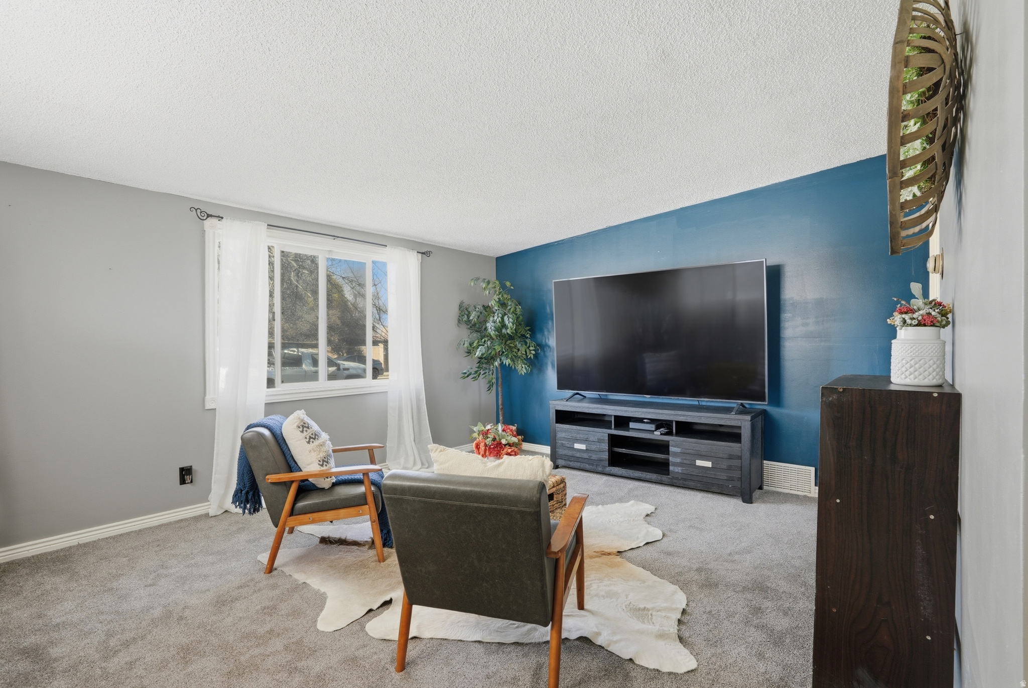 BEST VIEW - Residential