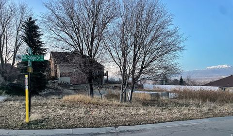 Tiny photo for 312 W HALEYS LOOKOUT, Elk Ridge, UT 84651 (MLS # 2136837)