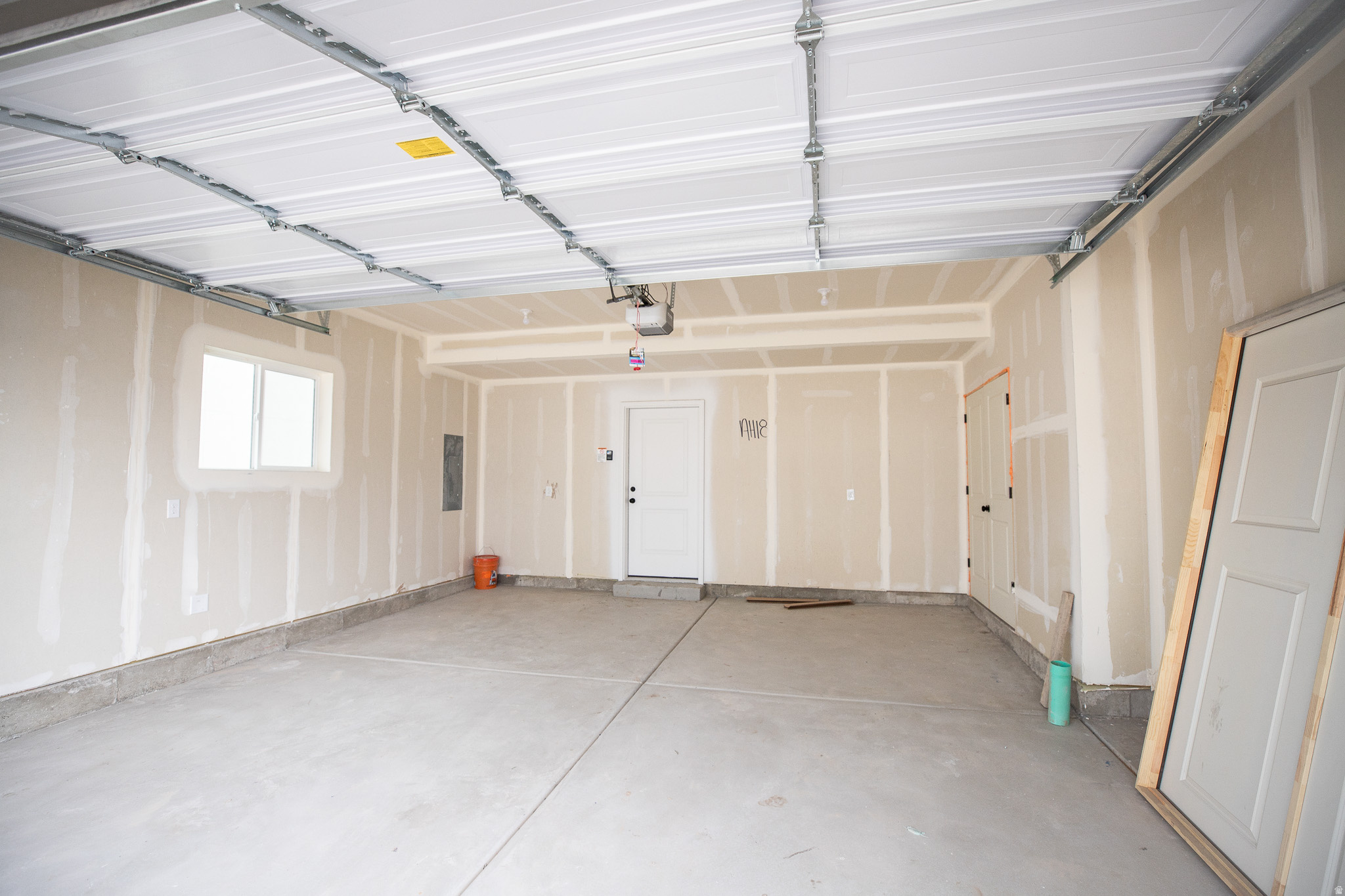 ARROWHEAD SPRINGS - Residential