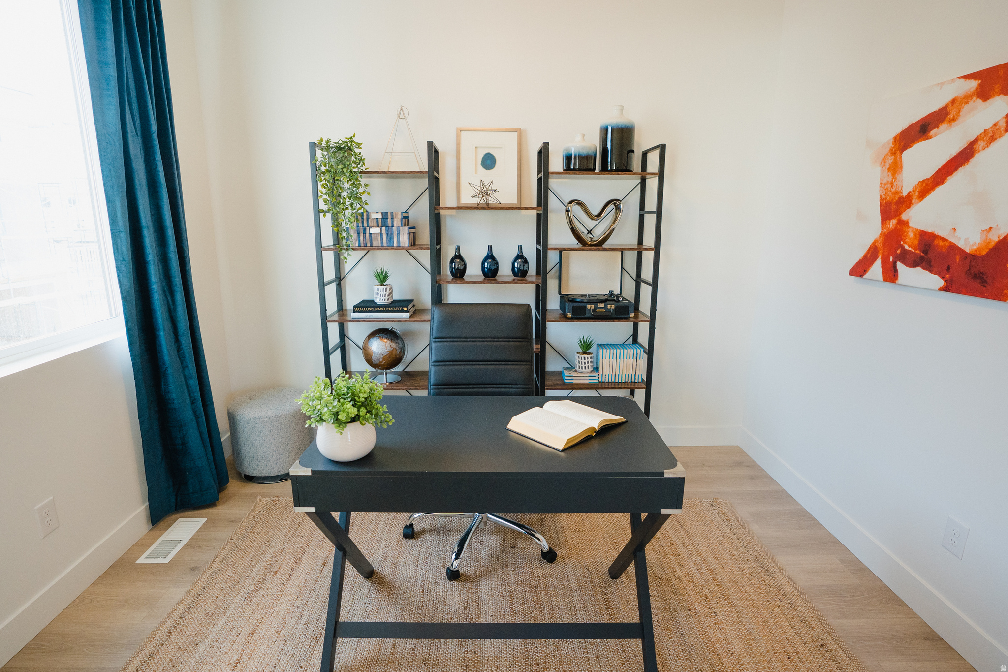 LAKESHORE LANDING - Residential