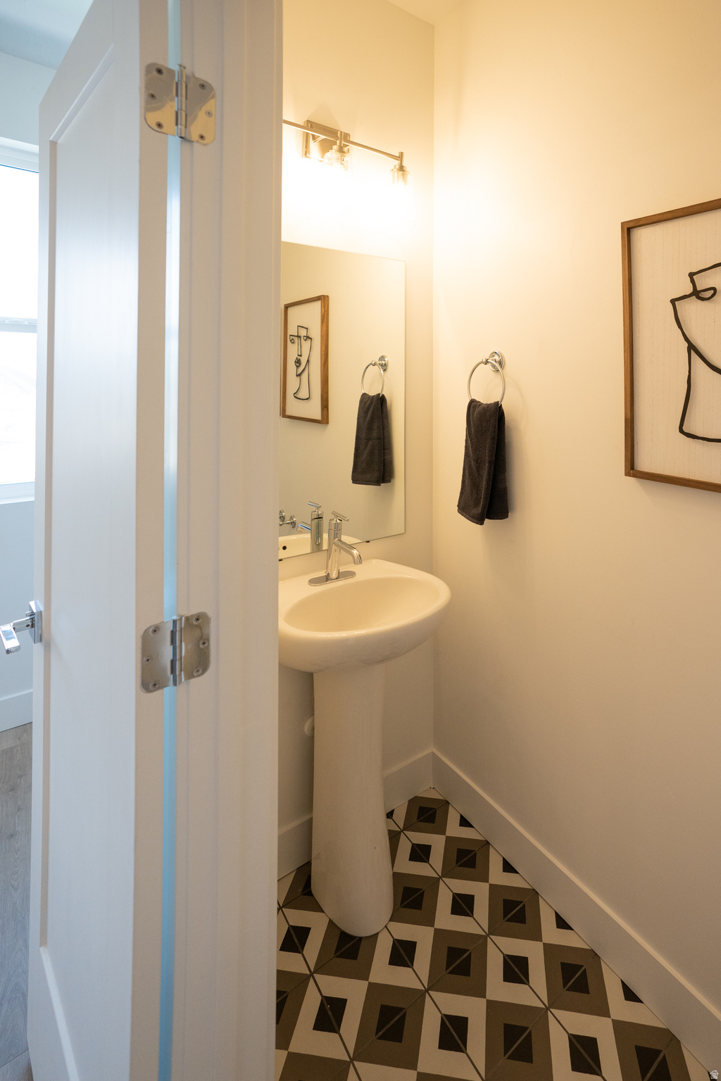 LAKESHORE LANDING - Residential