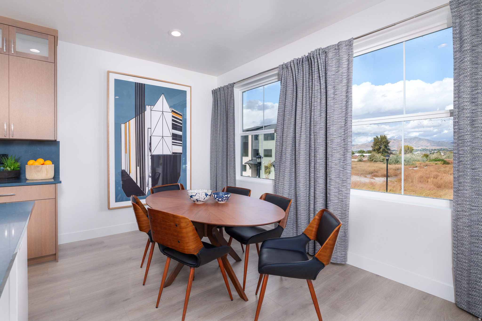 LAKESHORE LANDING - Residential