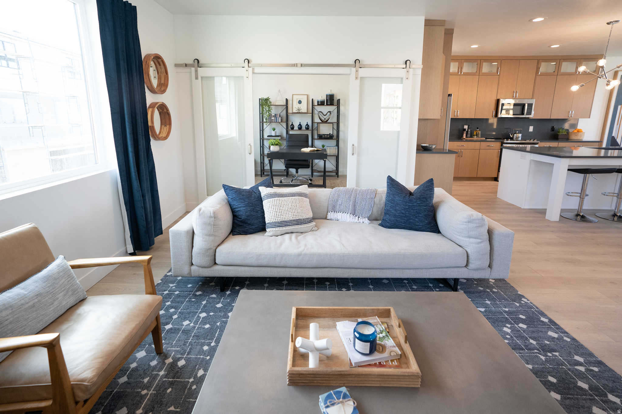 LAKESHORE LANDING - Residential