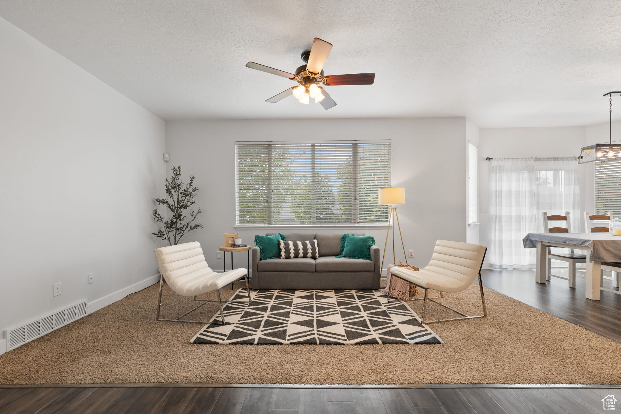 THANKSGIVING MEADOWS - Residential