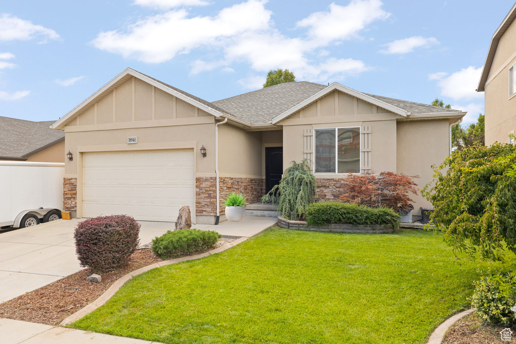 THANKSGIVING MEADOWS - Residential