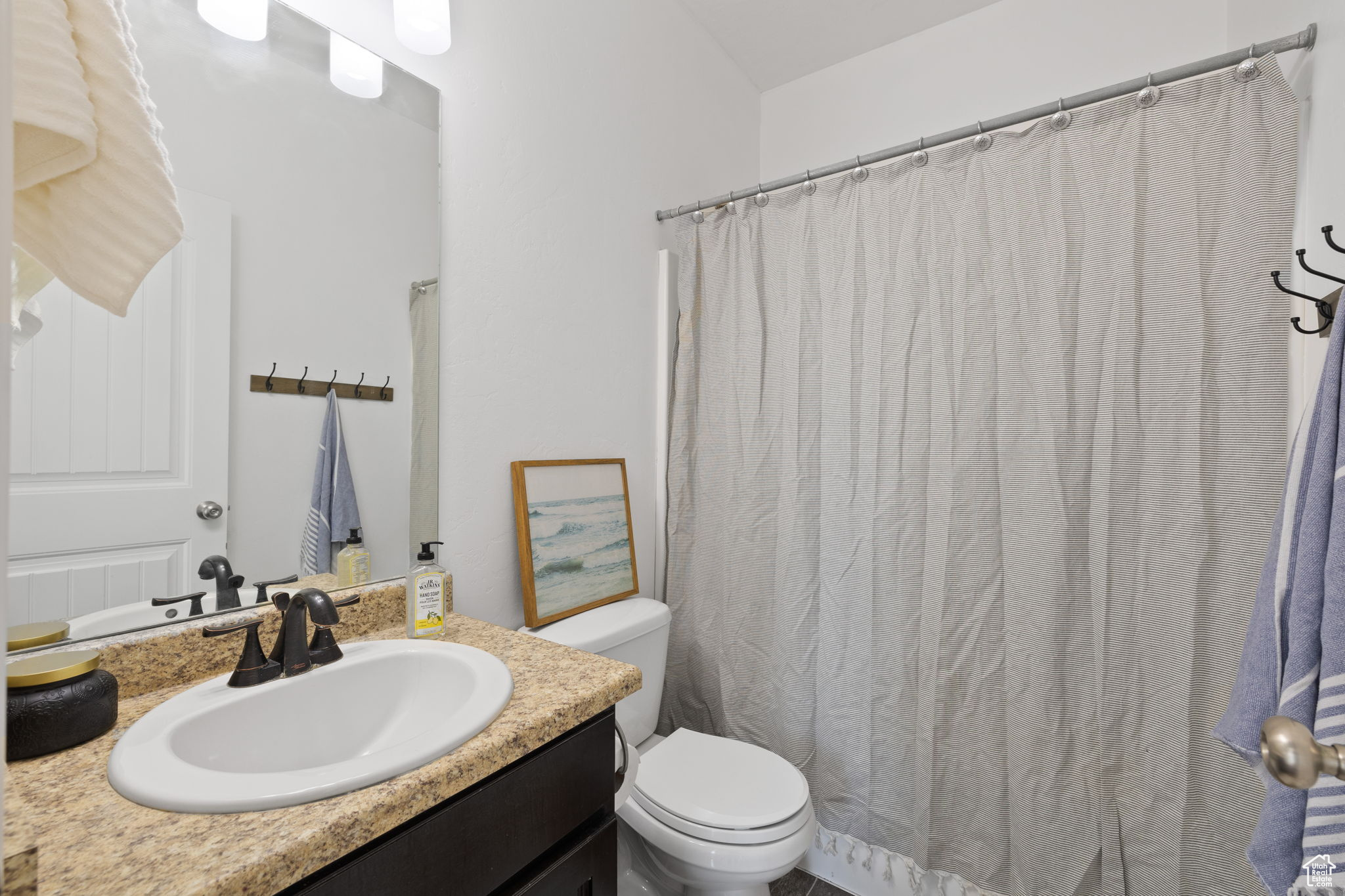 THANKSGIVING MEADOWS - Residential