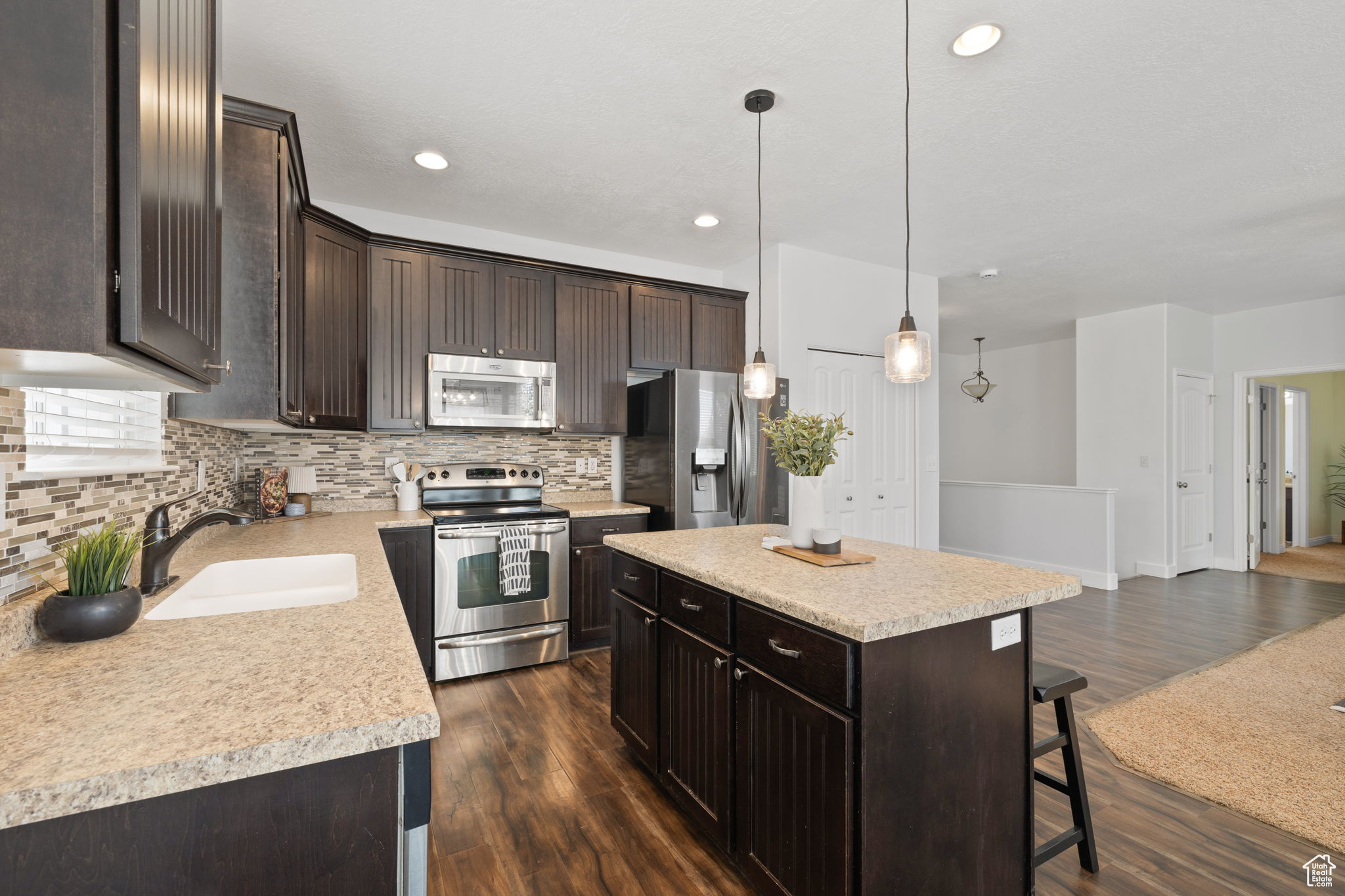 THANKSGIVING MEADOWS - Residential