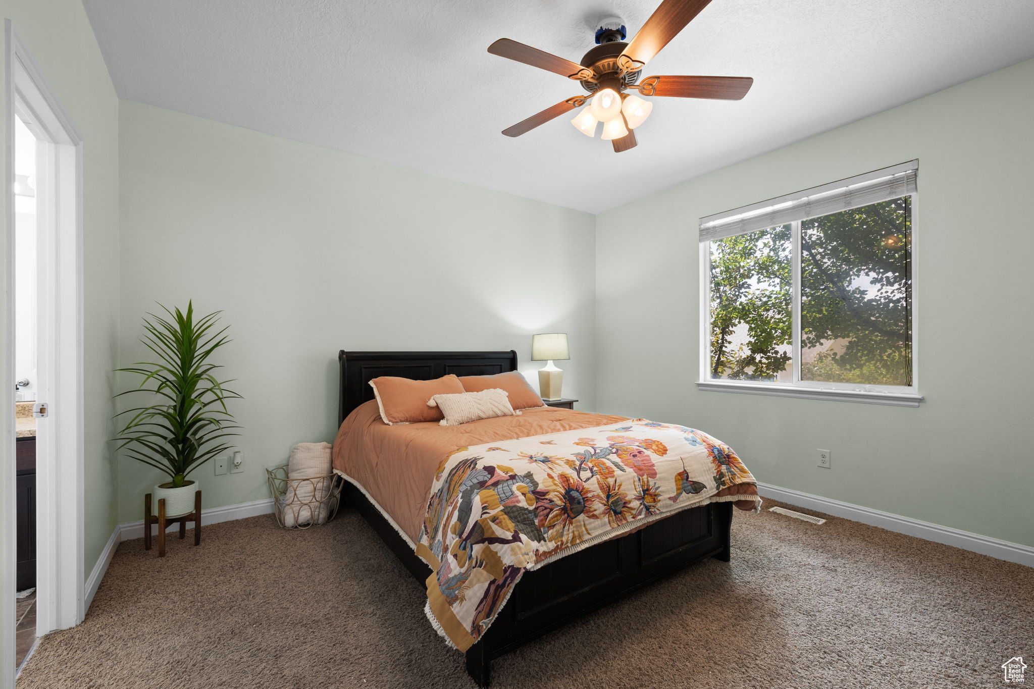 THANKSGIVING MEADOWS - Residential