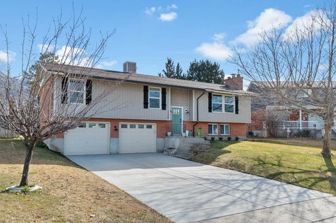 Tiny photo for 1156 N CHERRYWOOD DR E, Layton, UT 84040 (MLS # 2135222)